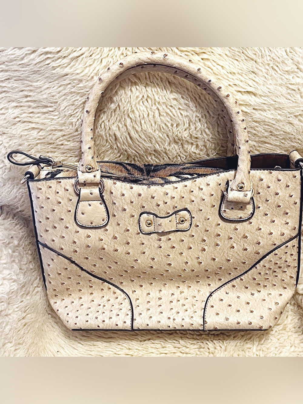 🆕 Beige Ostrich-Texture Women's Tote Bag